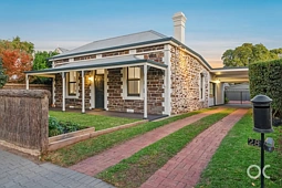 28 North Parade, Kingswood