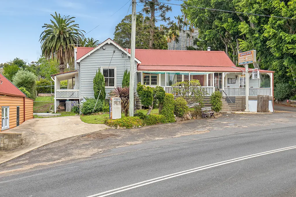 Tilba Tilba Commercial/Retail Space with Own House included
