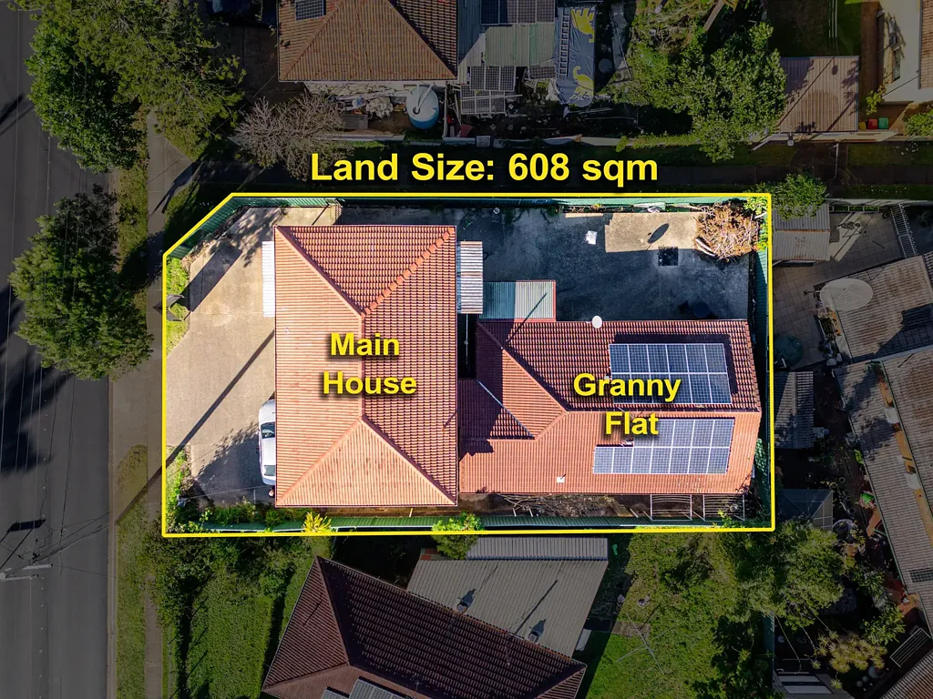 Sunnybank 8 Bedroom Dual Living Investment with a granny flat - Multiple Incomes, Endless Potential!