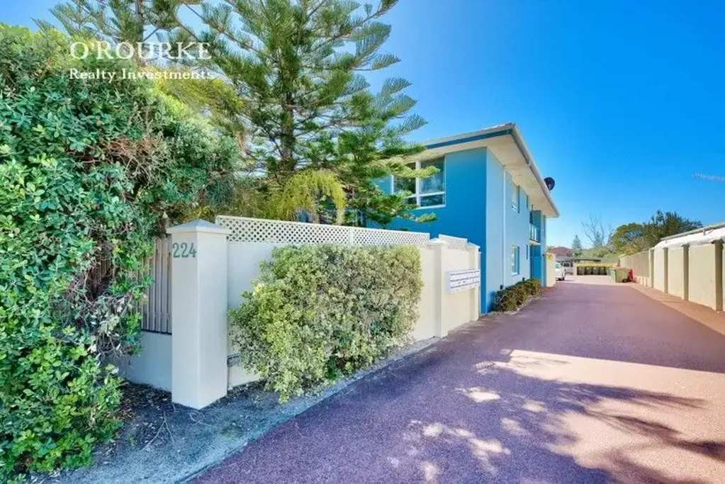 Stylish Coastal Living in the Heart of Scarborough