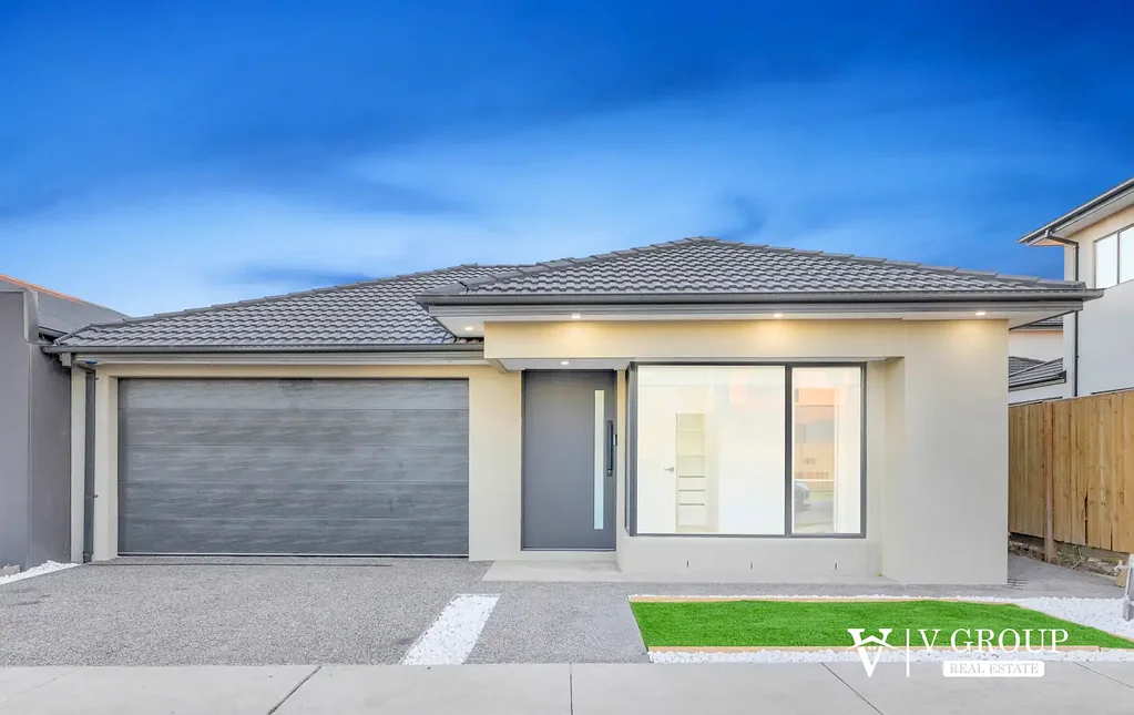 2 Frangipani Way, Mickleham, VIC 3064