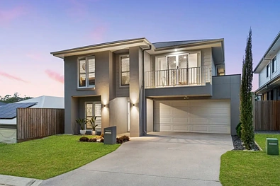 Pallara 5房 Pallara新双拼别墅 五卧主套 燃气灶中岛 6区空调 太阳能 双车库 EFFORTLESS CONTEMPORARY LUXURY IN A SERENE LOCATION