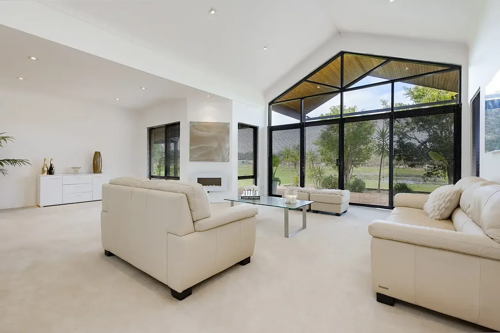 Oakford 5 Bedroom The Ultimate Lifestyle Property - A Rare Opportunity in Oakford