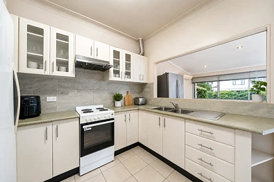 28 Edgar Street, Yagoona, NSW 2199, 3房, 1浴, House