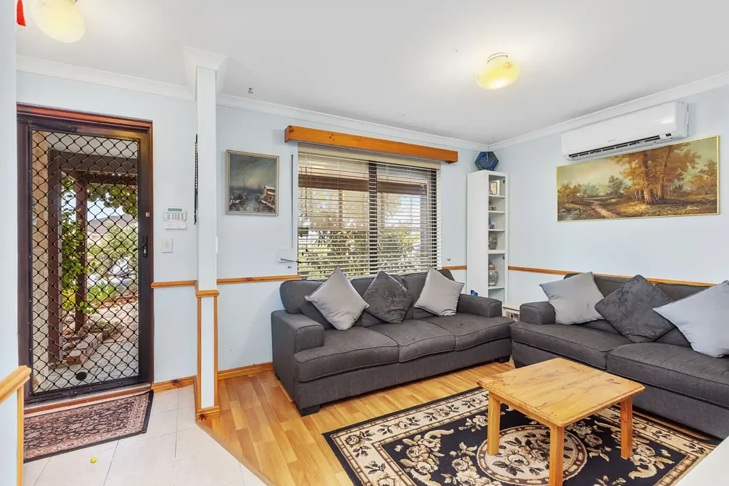 112 Highclere Boulevard, Marangaroo, WA 6064