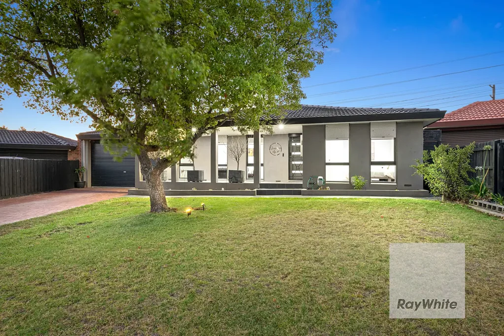 23 Mockridge Drive, Mill Park, VIC 3082