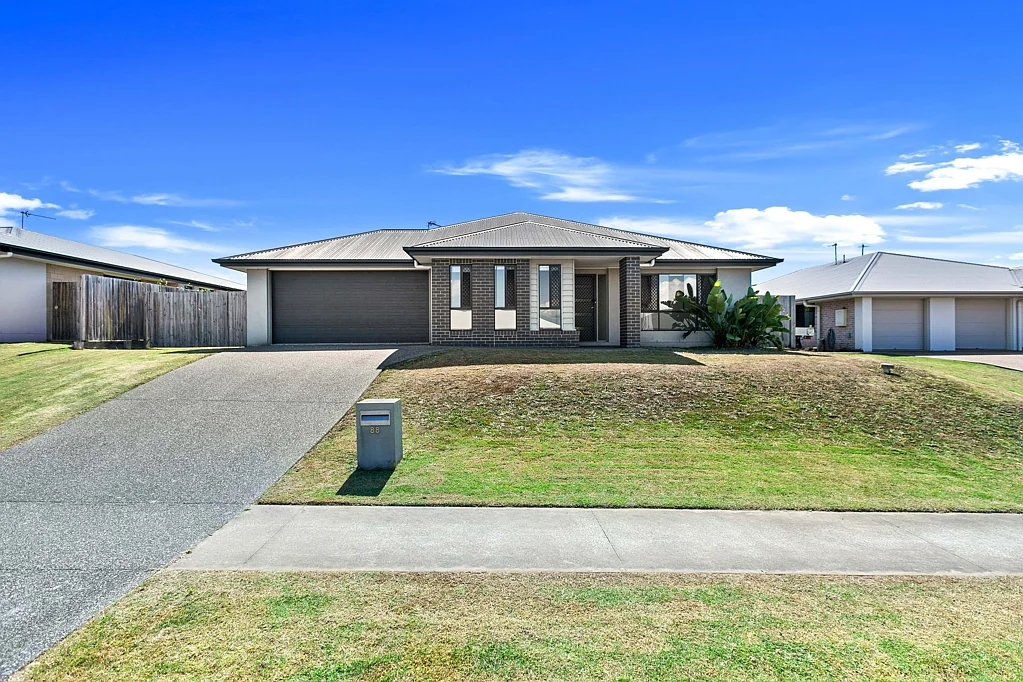88 Bay Park Road, Wondunna, QLD 4655