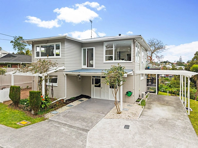42 Rawene Road, Birkenhead, North Shore City