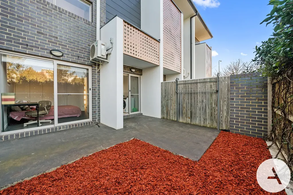 Franklin 3房  A perfect blend of comfort and convenience - Low Strata fee