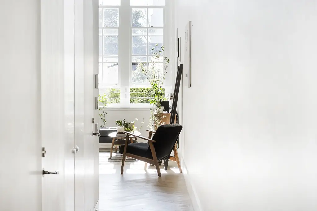 Surry Hills 1房 Surry Hills标志性建筑 No.1 Lacey 工作室 优雅巴黎风格 宽敞安全储物笼 美食厨房 Smeg燃气器具 豪华现代化浴室 Stylish Apartment Living in the Iconic 'No.1 Lacey' Warehouse Conversion, Surry Hills