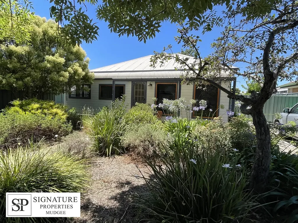 Renovated & Spacious Family Home in very quiet street!