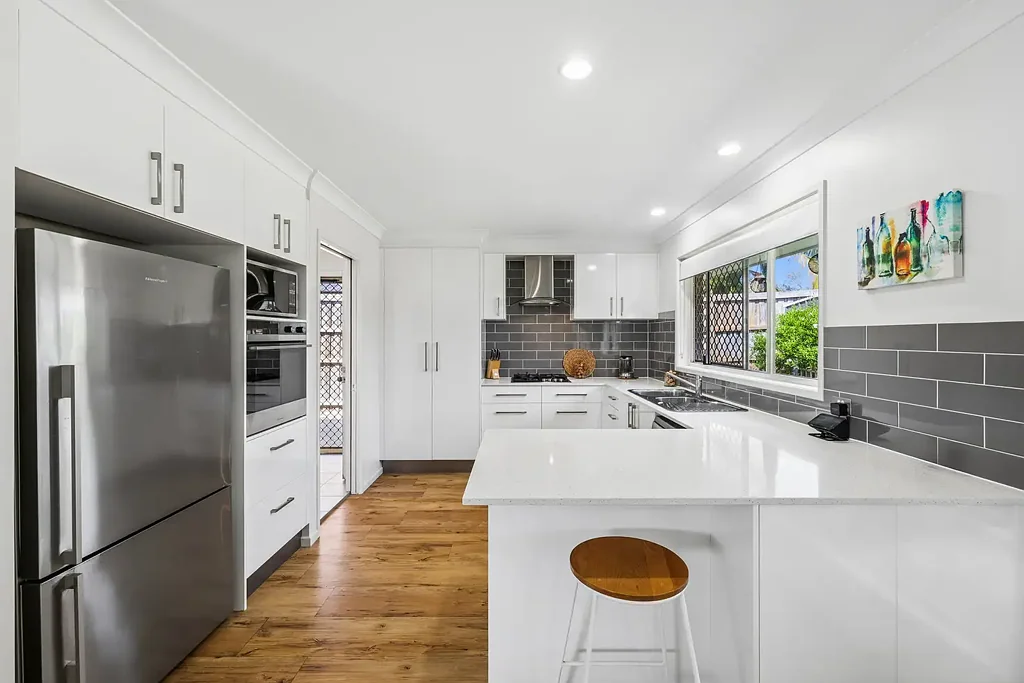 8 Lambor Drive, Mudgeeraba, QLD 4213