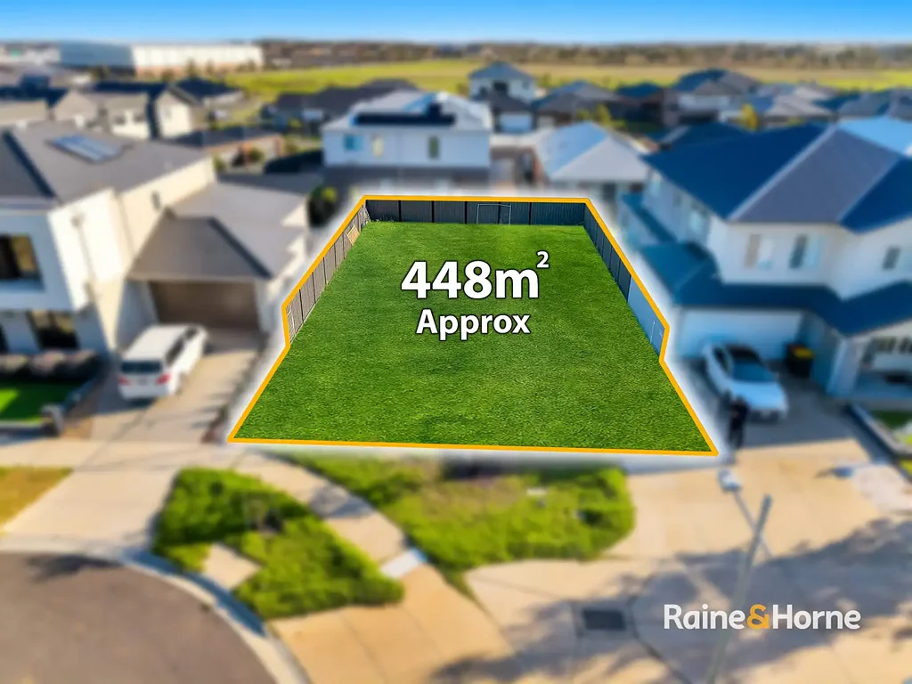 Tarneit Titled Land in Great Location. Walk to shopping center