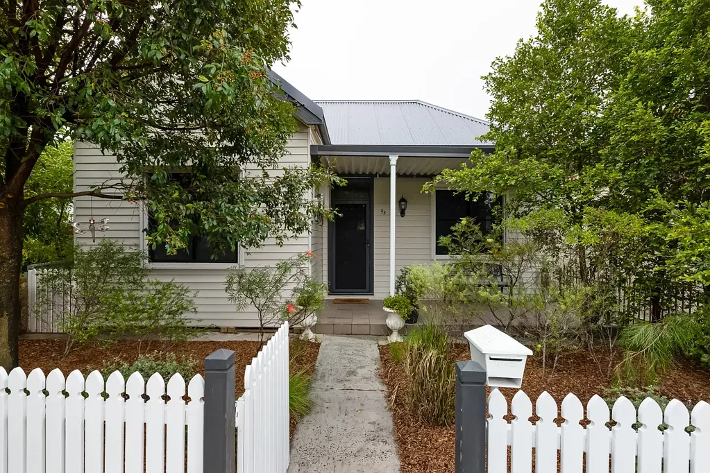 93 Crinan Street, Hurlstone Park, NSW 2193