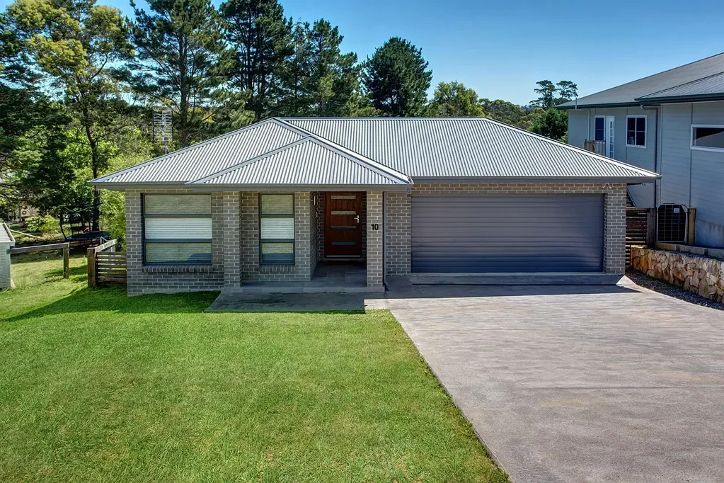 Bundanoon 4 Bedroom Well positioned and priced