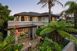 15A Ocean View Road, Milford