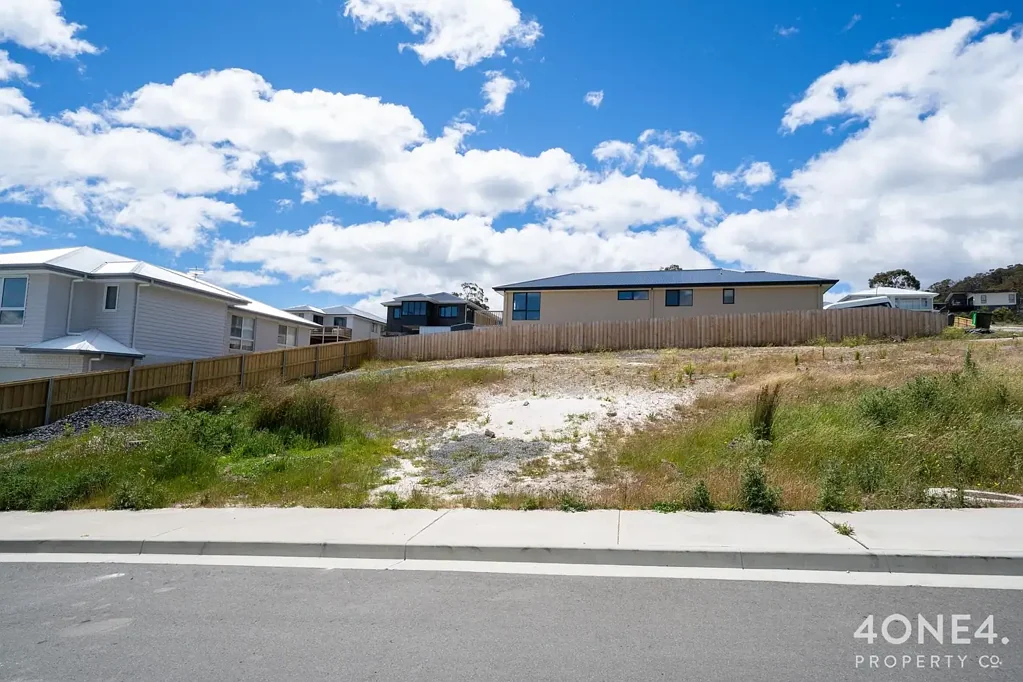 Risdon Vale Opportunity Knocks in Risdon Vale!