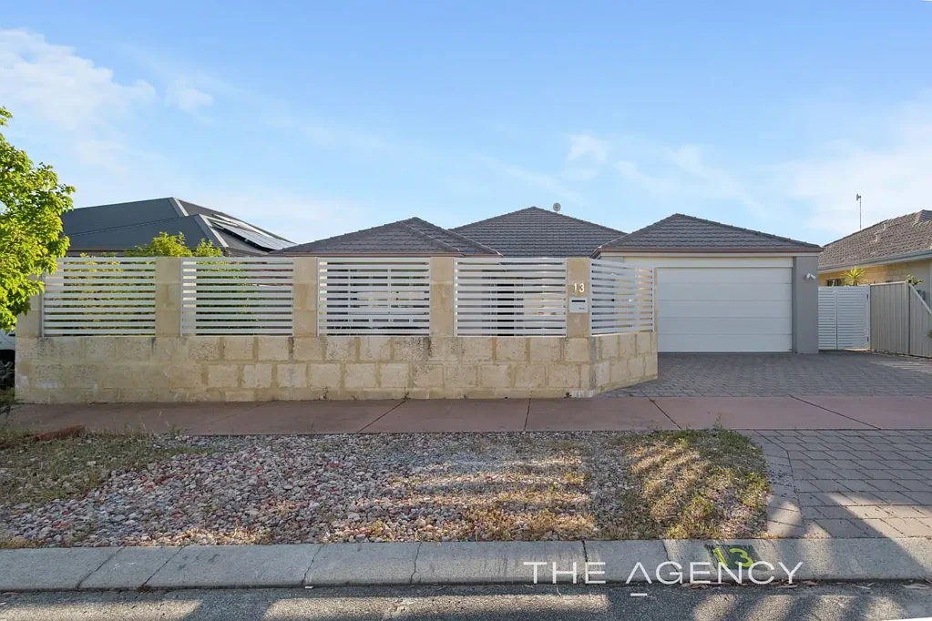 13 Aubun Gardens, Caversham, WA 6055