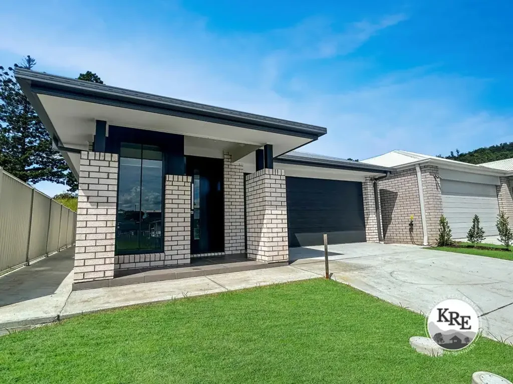 YOUR DREAM HOME AWAITS!