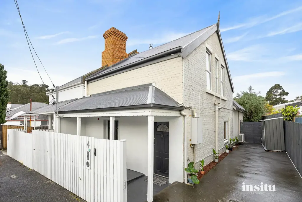 North Hobart 3Kwarto Beautifully Renovated Character Home in the Heart of North Hobart