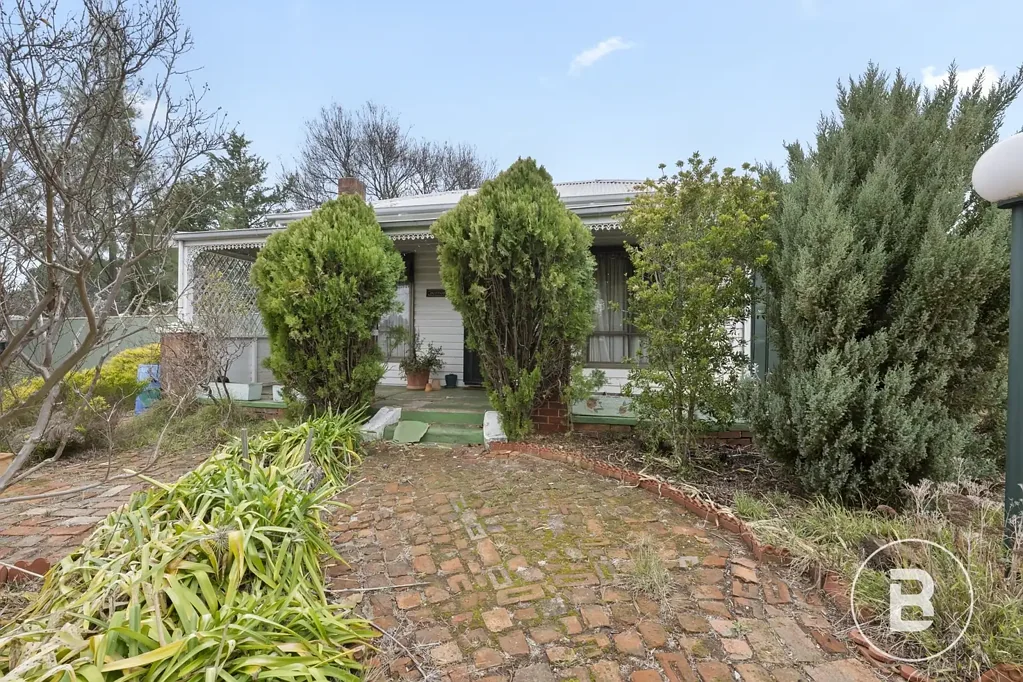 10 Lawrence Street, Dunolly, VIC 3472