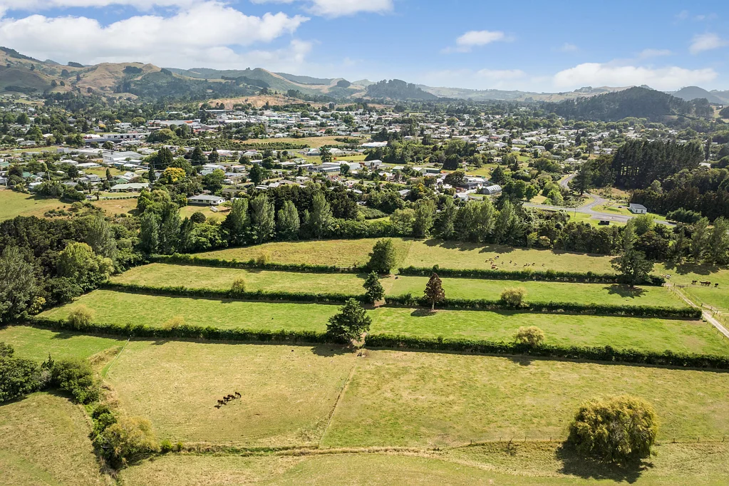 Waihi Escape to the Countryside – Lifestyle Meets Location