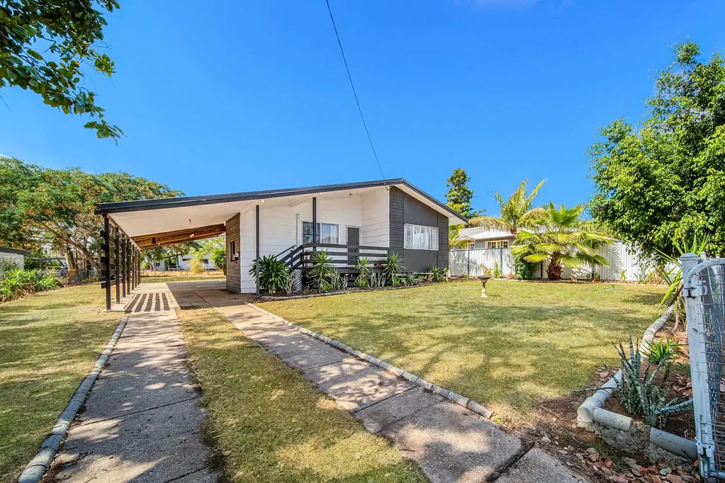 Capella 3 Bedroom Modern Living in a Convenient Location