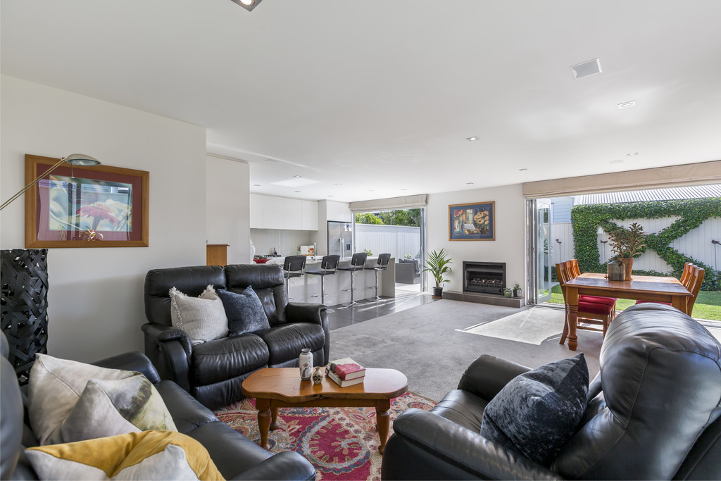 11 Queensway, Three Kings, Auckland, 4 habitaciones, 0 baños