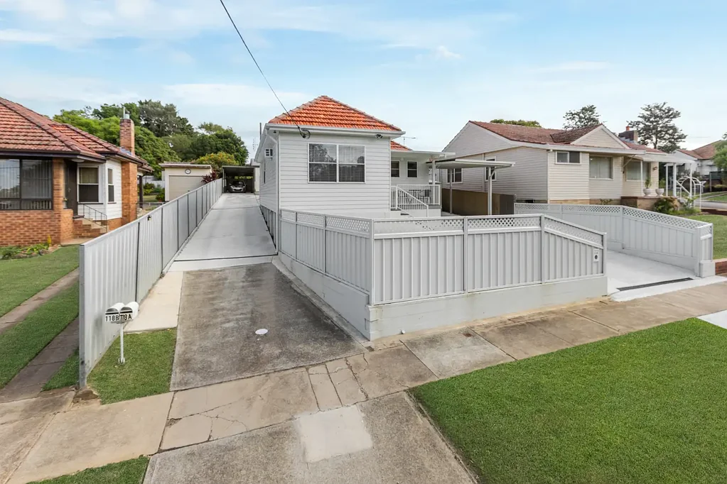 Rutherford 6침실 Three homes earning potential $1645 per week