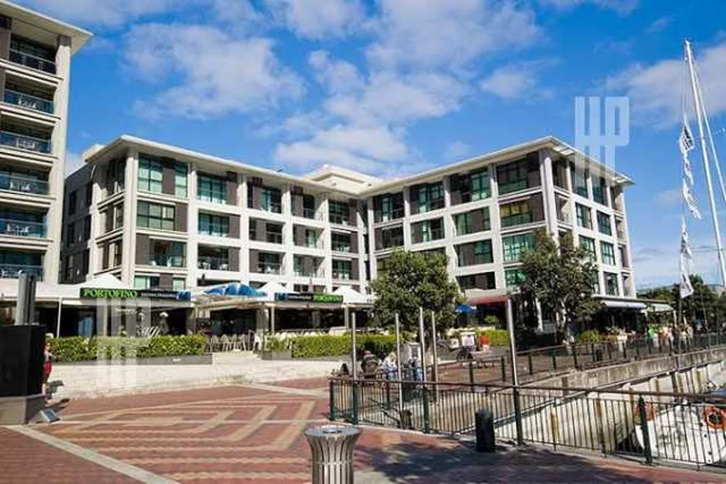 Auckland Central 1 Bedroom Vibrant Viaduct Living In The CBD