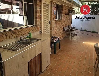 111 Lancaster Avenue, Cecil Hills, South Western Suburbs, 4部屋, 2バスルーム, House