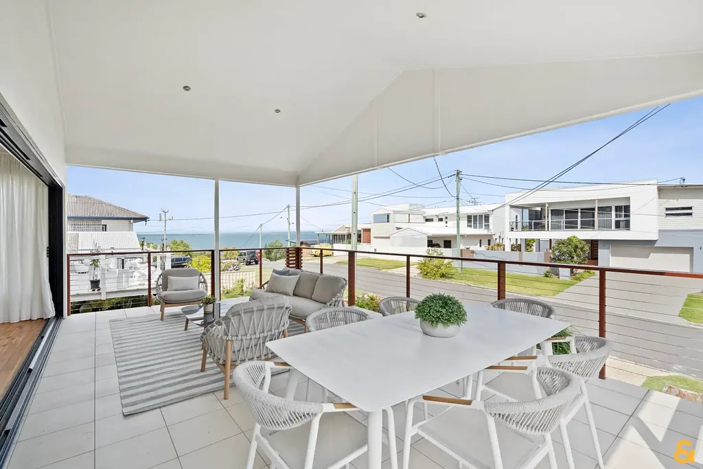 Wynnum 4બેડરૂમ Mesmerising Bay Views | Prestige Position | Prime Bayside Living