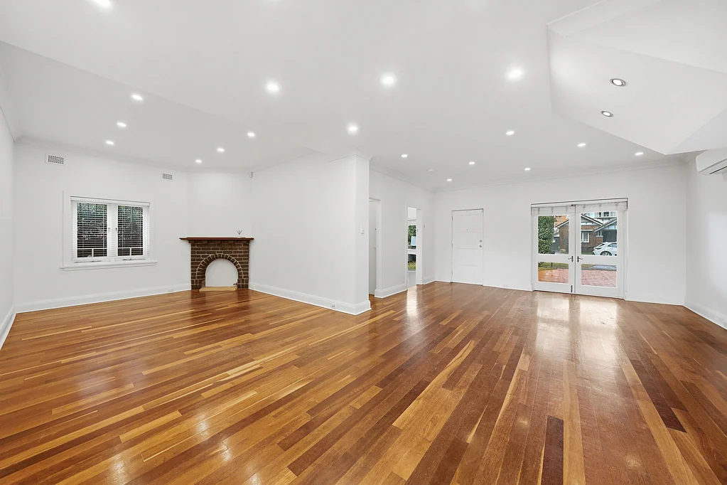 Offering a rare combination of lifestyle, space and an unbeatable golf course setting