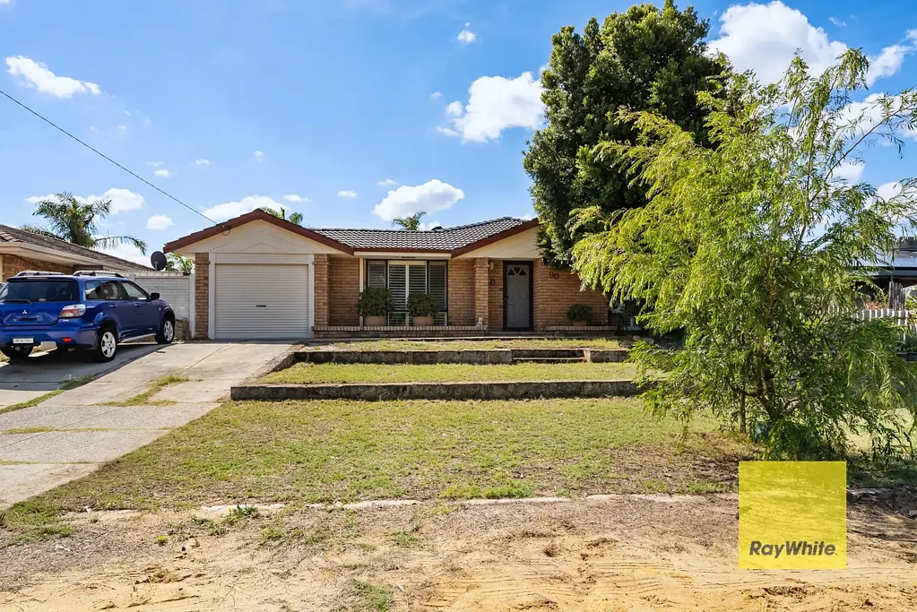 For Lease - Spacious Family Home with Pool | Huntingdale