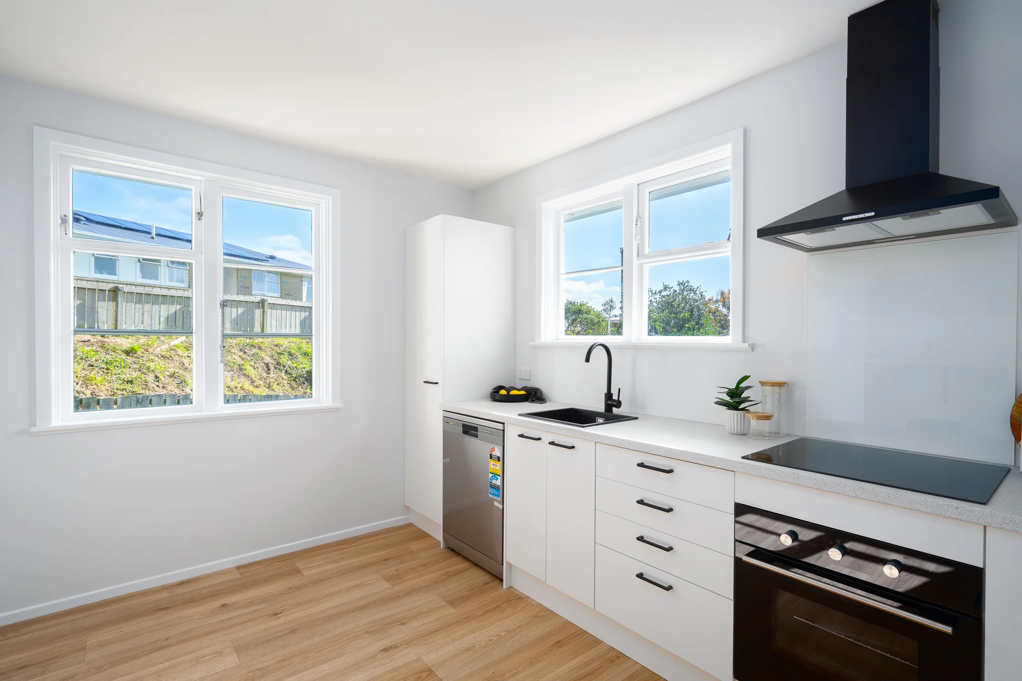 Cannons Creek 3Habitaciones MOVE IN READY! LESSSGOOO!