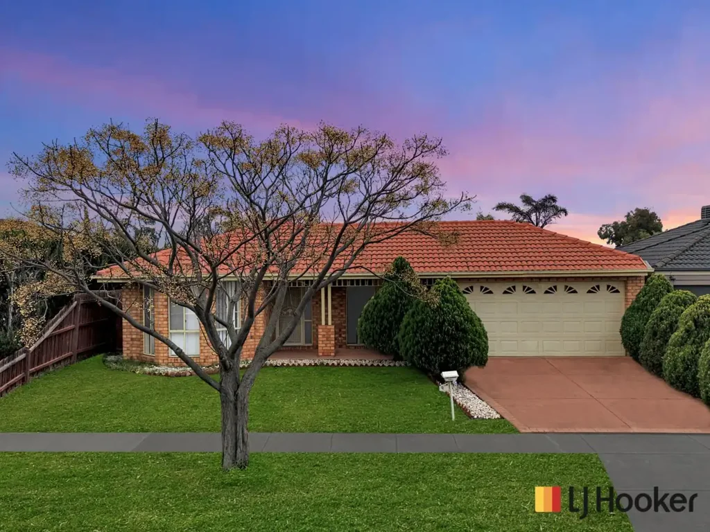 Tarneit 4Zimmer Walking distance to Tarneit station, and Tarneit Central shopping Centre