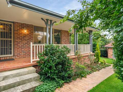 Bowral 4 Bedroom Spacious, Light-Filled Living in a Tranquil Bowral Cul-de-Sac