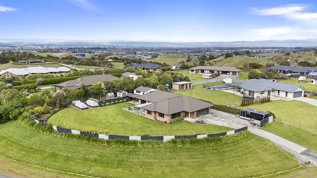 Feilding 4房  Vendors say sell, calling all offers
