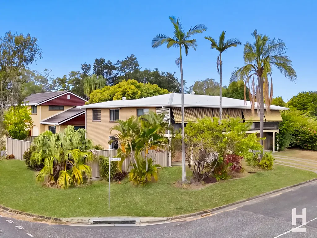 Park Avenue 4房  Massive Highset Home with Side Access & Huge Rumpus