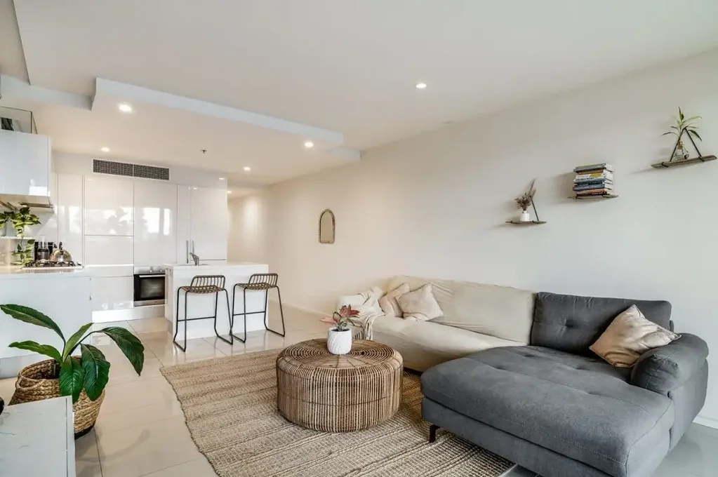 Henley Beach 2房  CONTACT AGENTS TO ARRANGE VIEWING!!