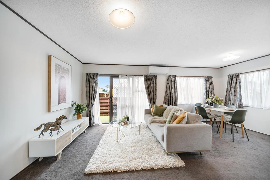 Papakura 2ห้องนอน MUST BE SOLD - Investors & First Home Buyer Alert!