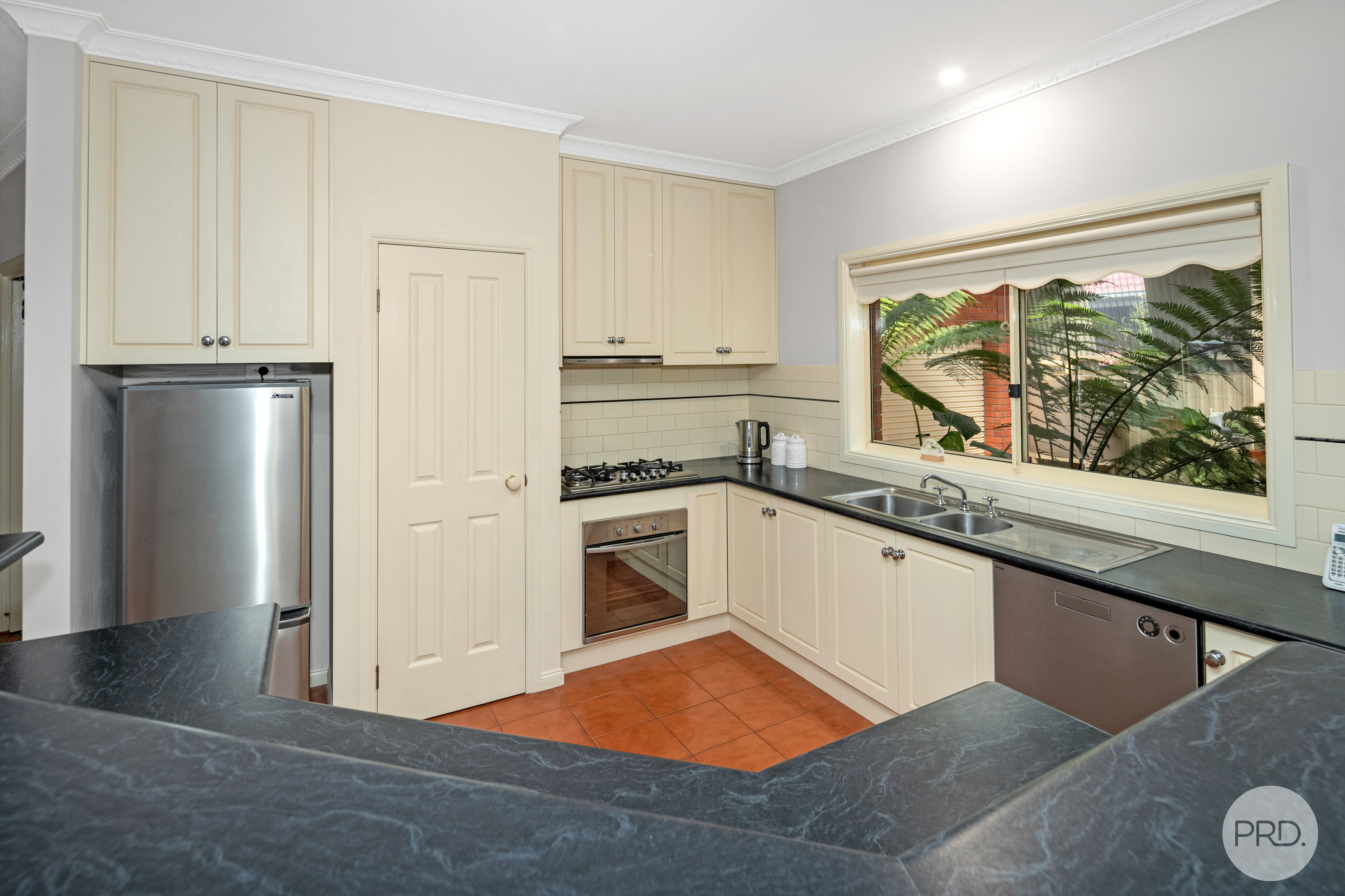 2 LANITA ST, DELACOMBE VIC 3356, 0 chambres, 0 salles de bain, House