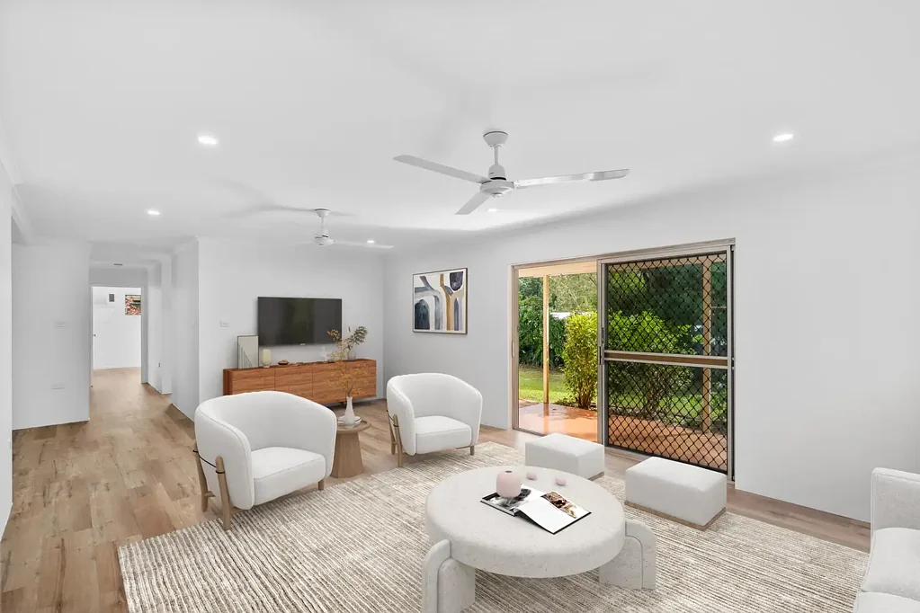 Bayview Heights 3房  LARGE 955m2 BLOCK! UPDATED INTERIOR!