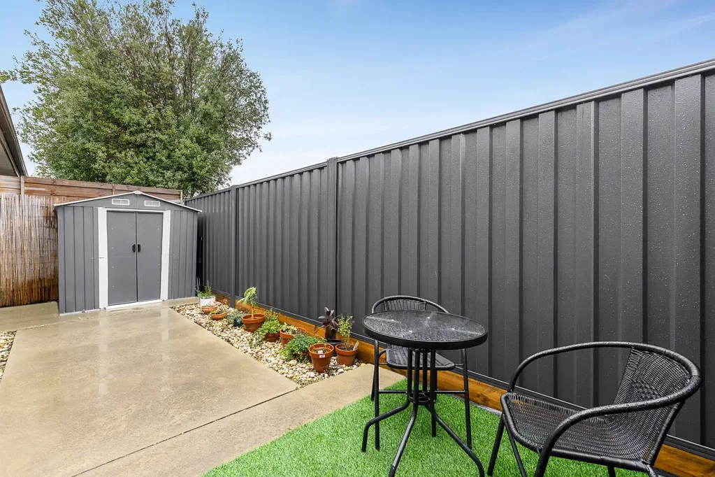 Clayton South 2બેડરૂમ Rare Move-In Ready Opportunity with an Exceptional Layout