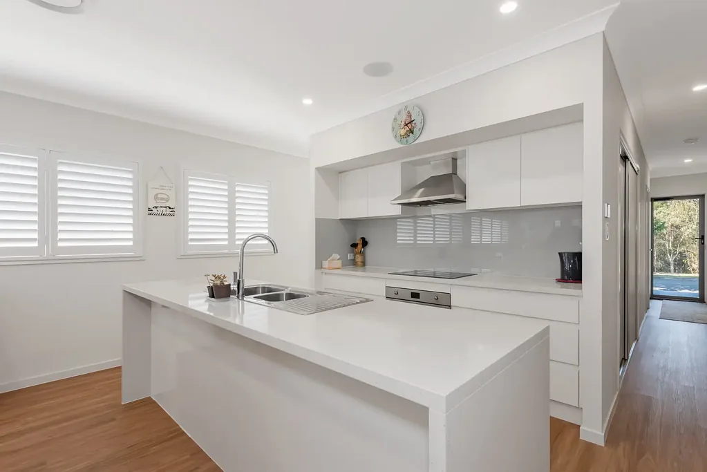 Coomera 4房  Premium Foreshore Living | Exceptional Upgrades | Walk to Eagle Tree Park