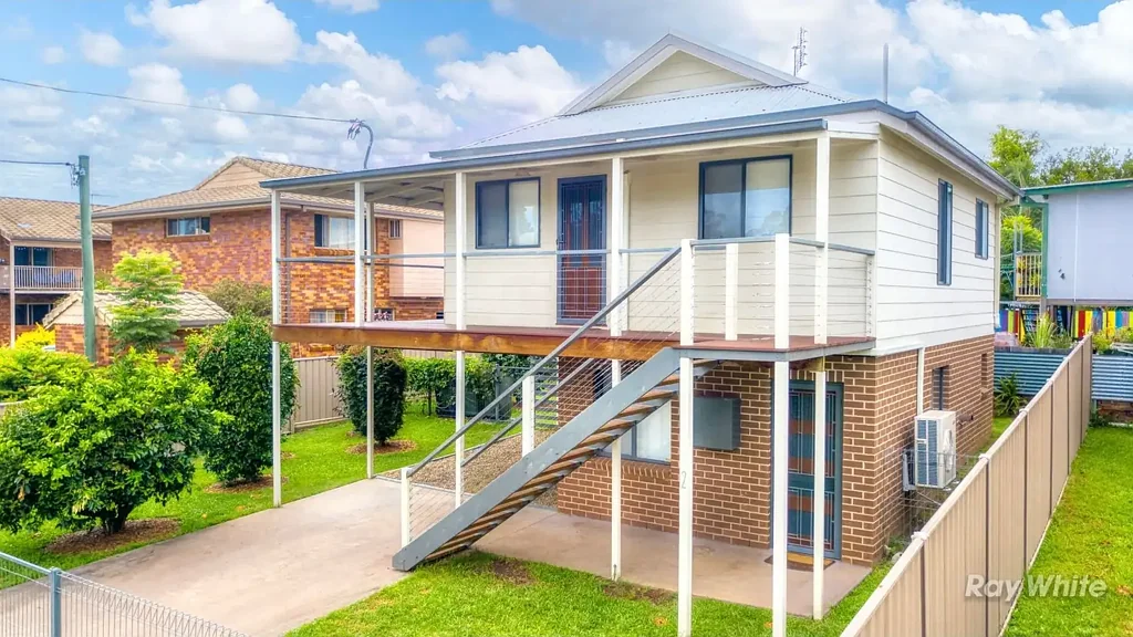 Grafton 2 Bedroom MODERN DOUBLE-STOREY HOME IN PRIME GRAFTON LOCATION