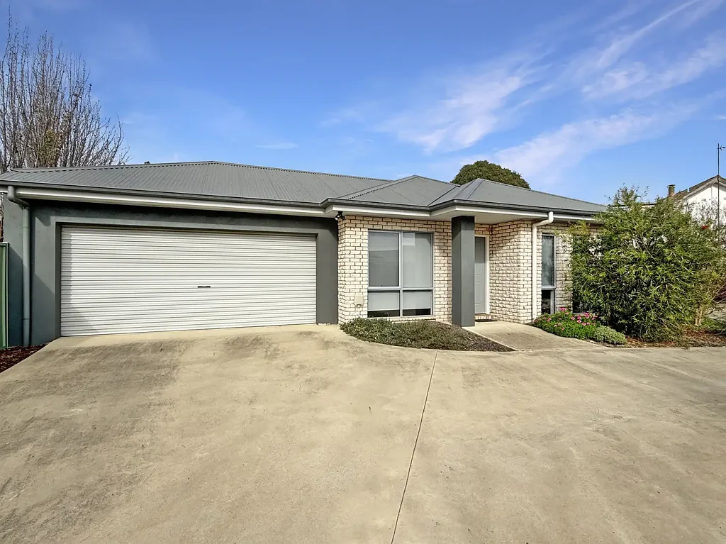 4/18 Kidston Parade, Mansfield, VIC 3722