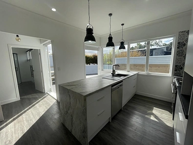 Spacious, Renovated & Full of Character - 6 Bed, 3 Bath in Mt Wellington