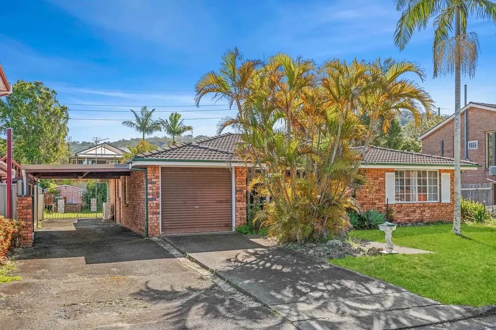 16 Uratta Street, West Gosford, NSW 2250