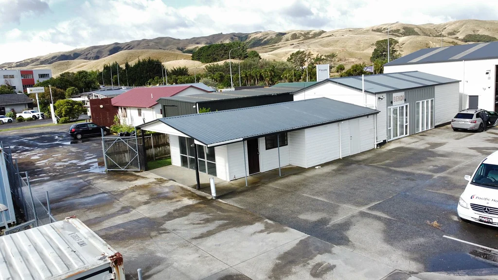 Plimmerton Discreet space with fit-out options!